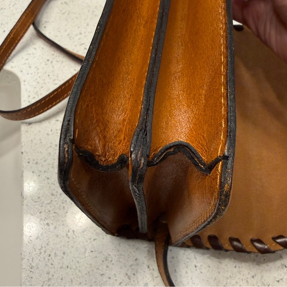 Patricia Nash Leather Lanza Crossbody - Picture 11 of 16